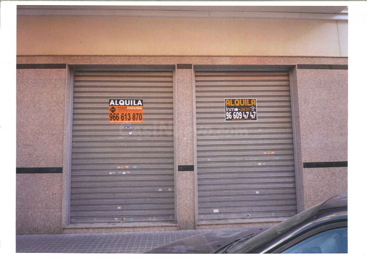 Local comercial en Elche zona Plaza Madrid, 430 m. de superficie.