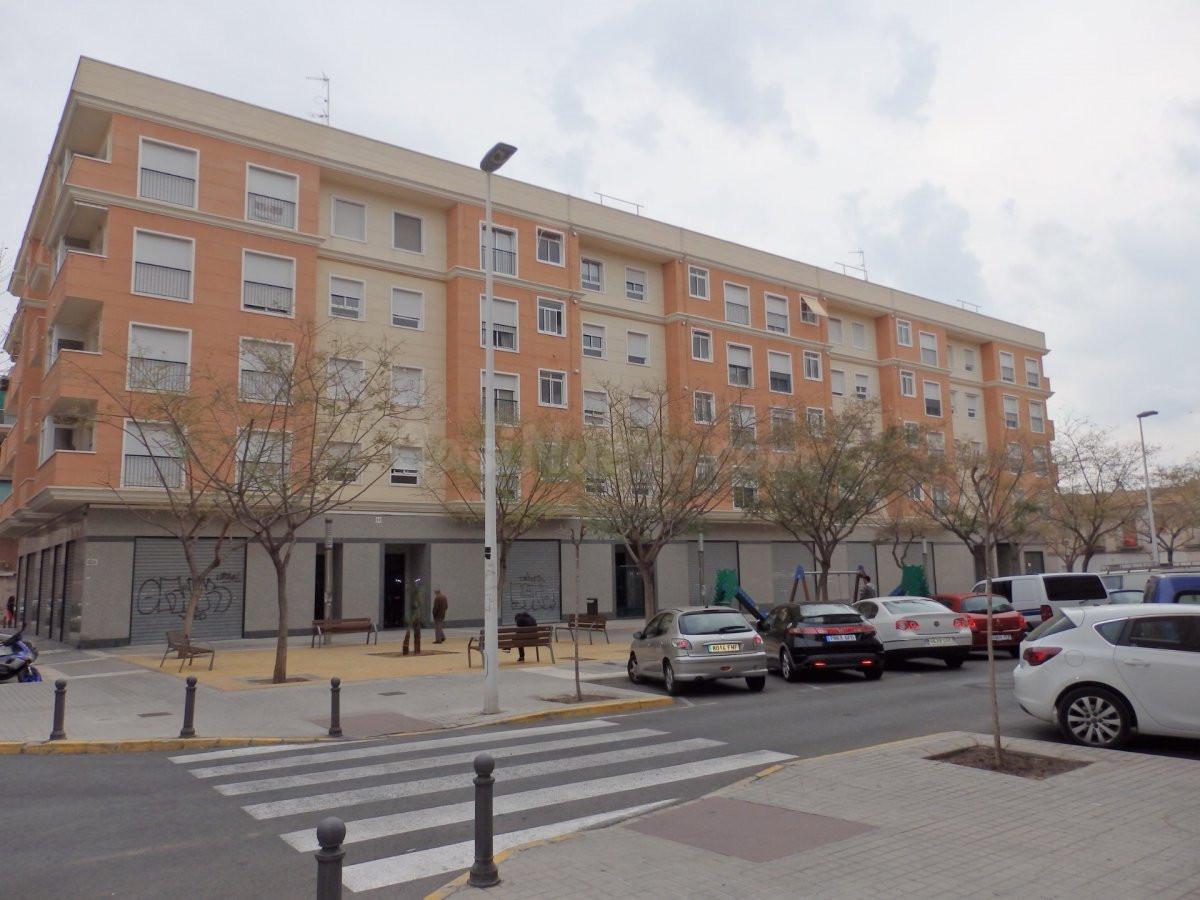 Local comercial en Elche zona Corte Ingles, 550m2 de superficie