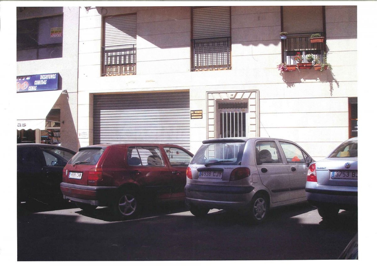 Local comercial en Elche zona Sector Quinto, 100 m. de superficie