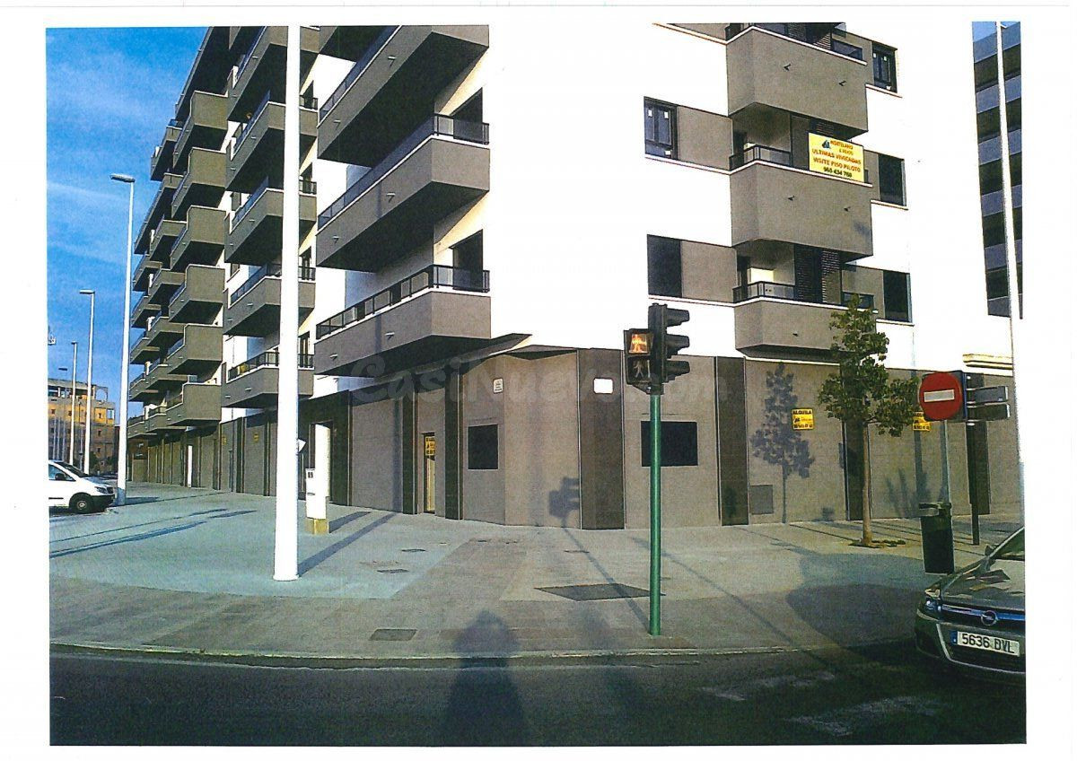 Local comercial en Elche zona Sector Quinto, 800 m2.
