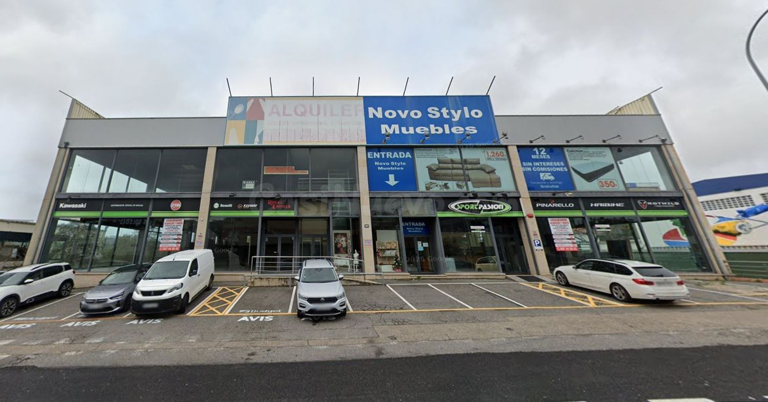 Local comercial 5040m² en venta - Comesaña - Matamá