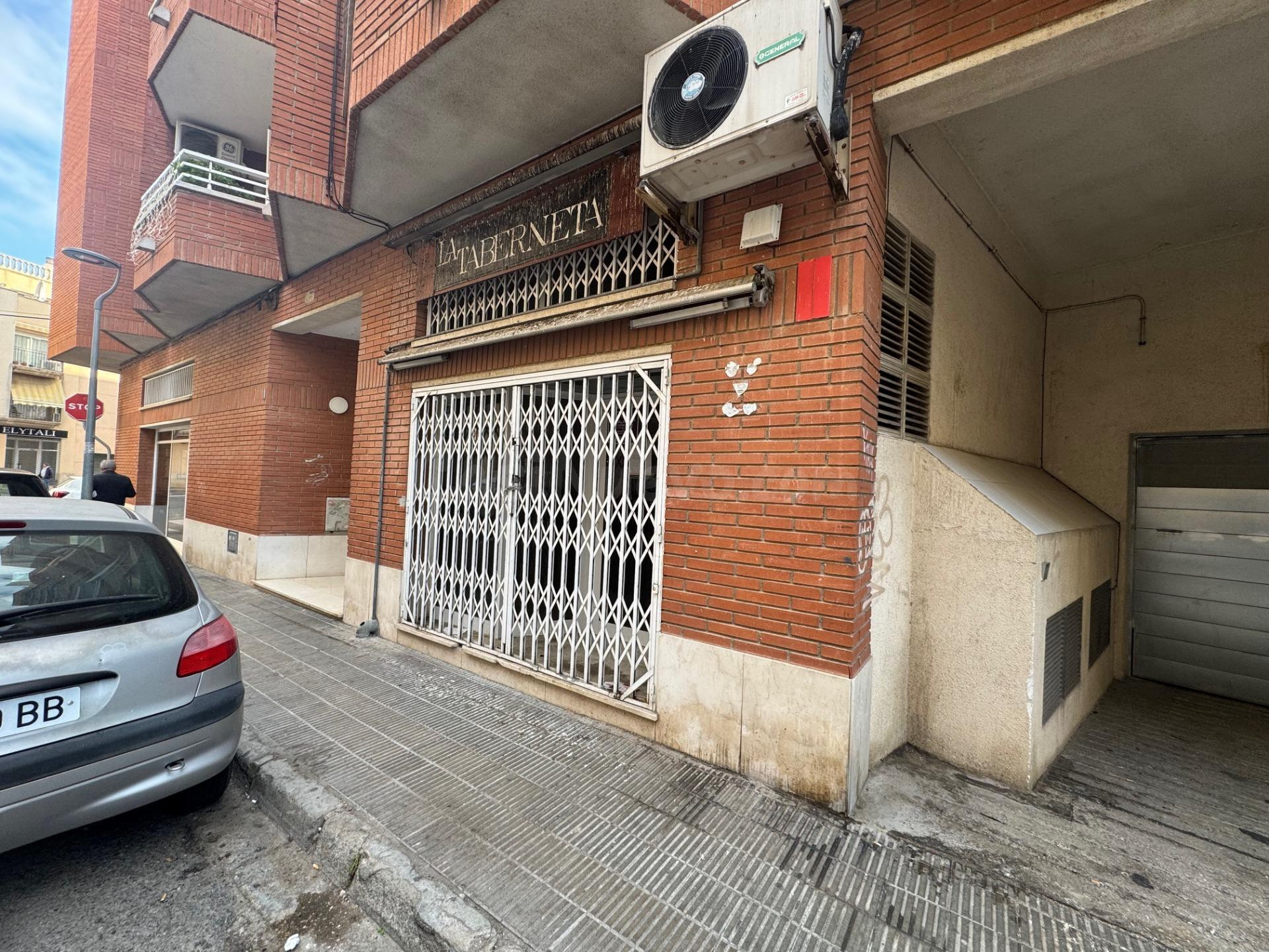 LOCAL COMERCIAL EN LA ZONA DEL TANCAT A UN PRECIO INCREÍBLE