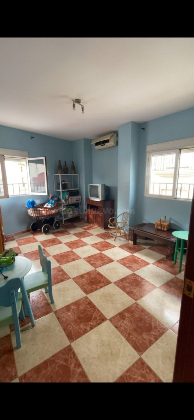 Bonita casa en Cabra a tan solo 5 minutos del centro