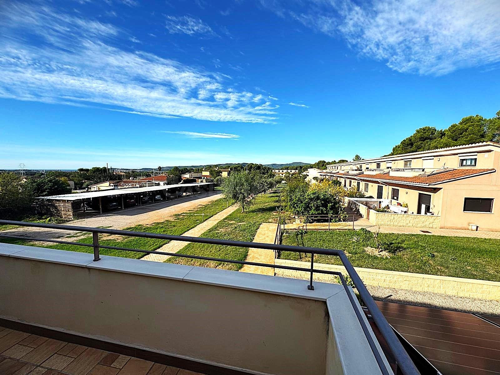 CASA ADOSADA EN COMPLEJO PRIVADO EN SANTA OLIVA-TARRAGONA - foto 3