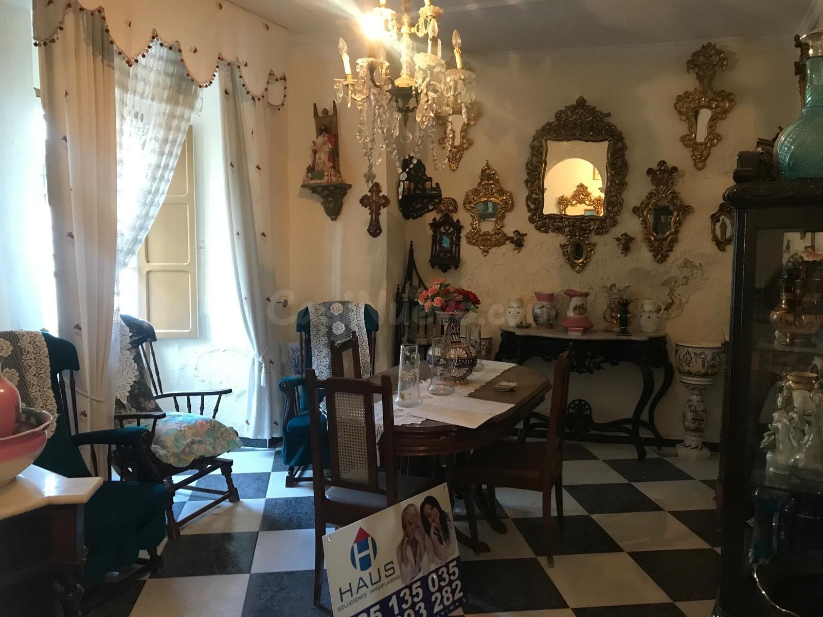 GRAN CASA PARA REFORMAR ZONA LA VILLA
