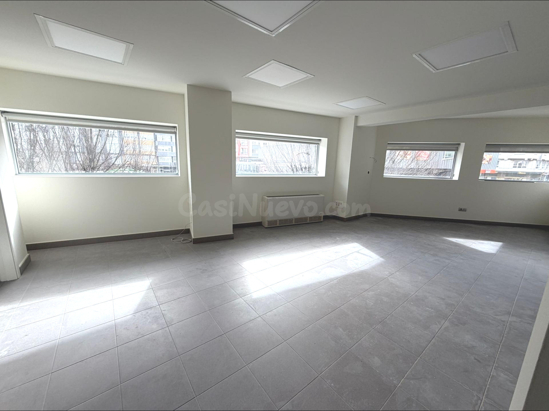 Se vende fantástica oficina en entreplanta de 117 m2