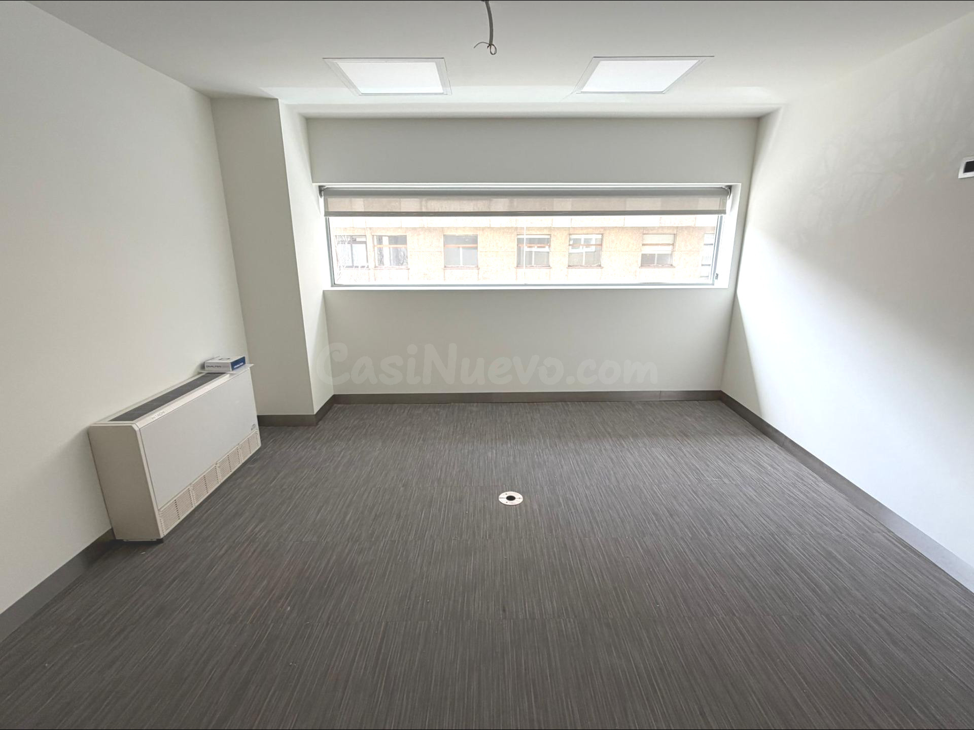 Se vende fantástica oficina en entreplanta de 84 m2