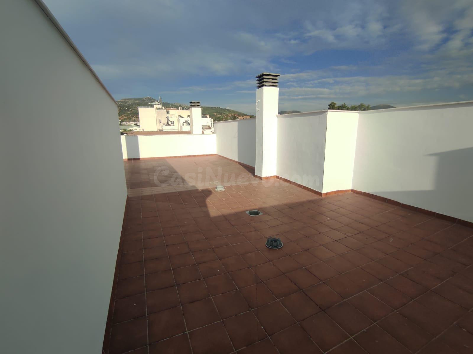 Exclusivo Ático Dúplex en el Centro de Cabra