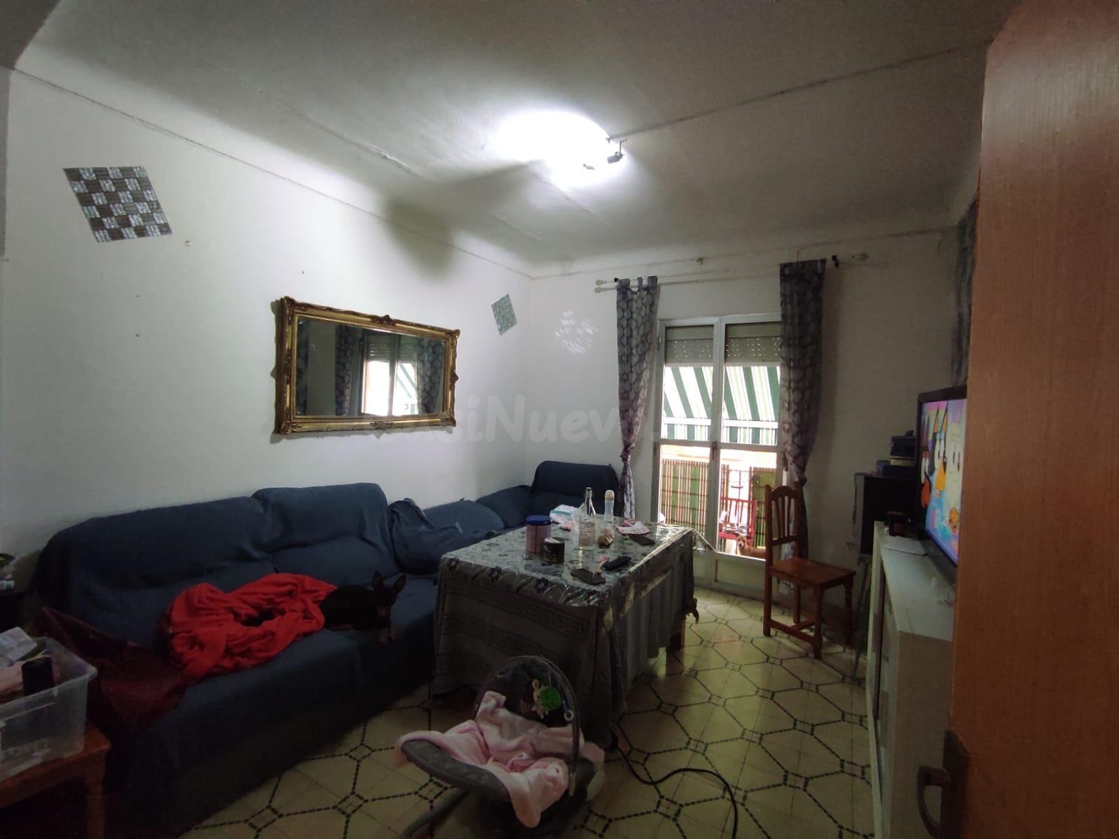 Acogedor Piso en Cabra - Ideal para Inversores o como Hogar