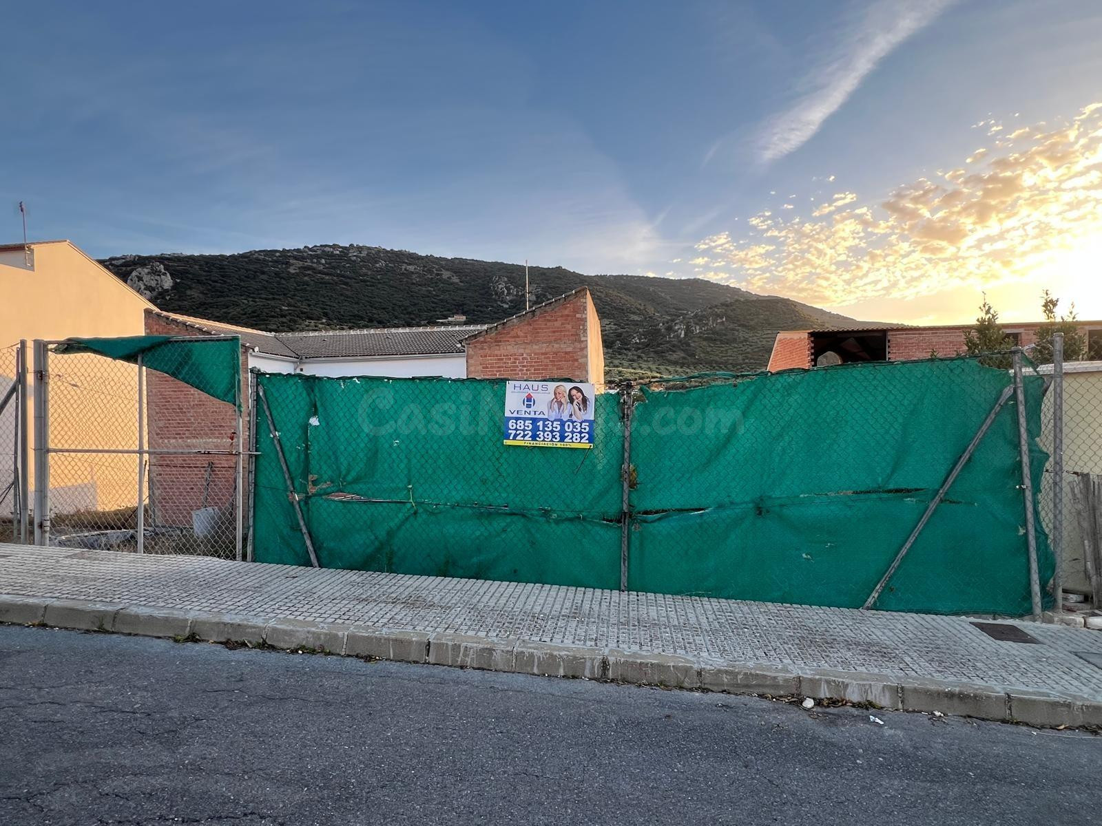 Oportunidad de Inversión: Solar en Doña Mencia por solo 38,900€
