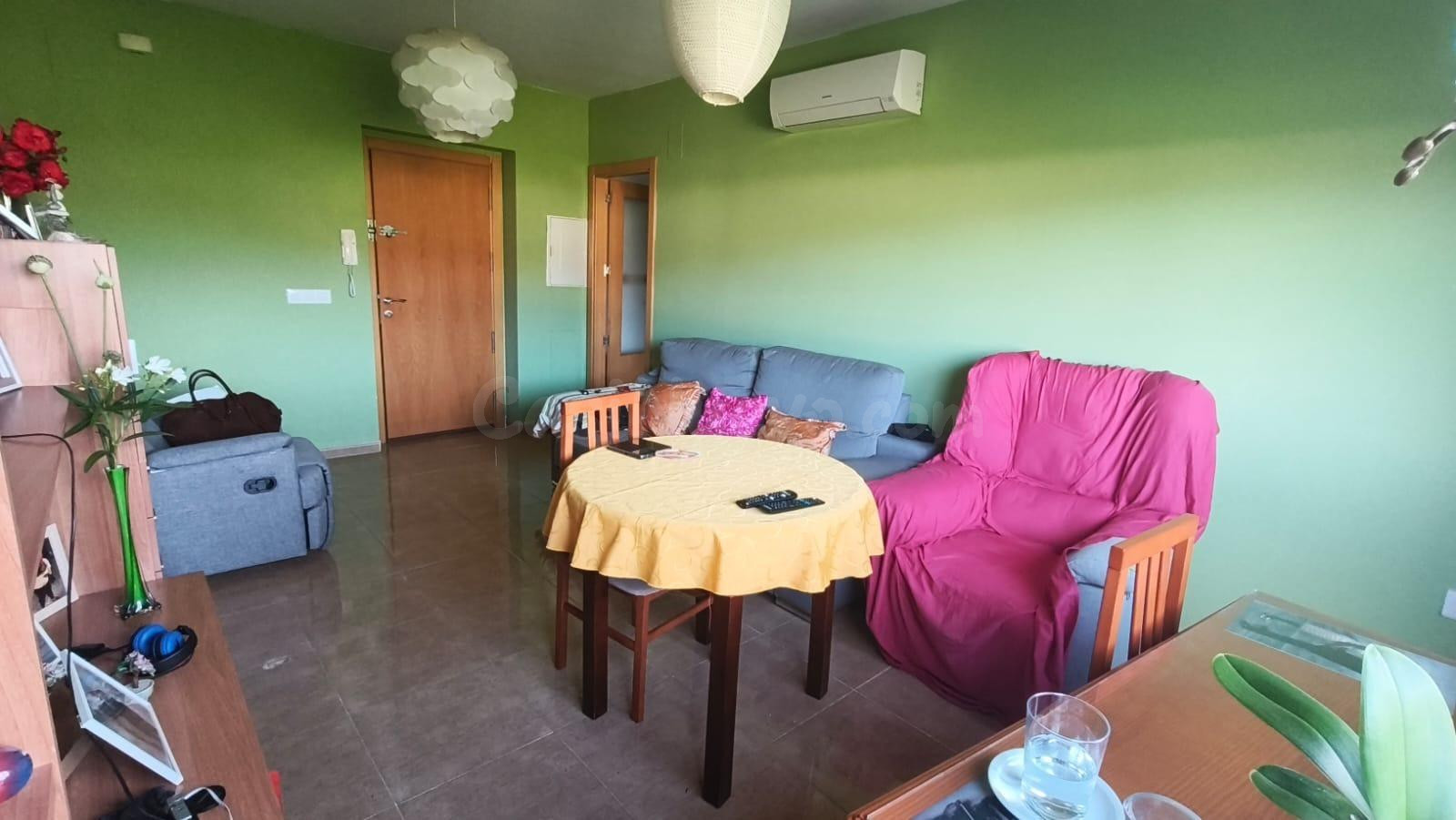 ¡Tu nuevo hogar en el corazón de Cabra por solo €135.000!
