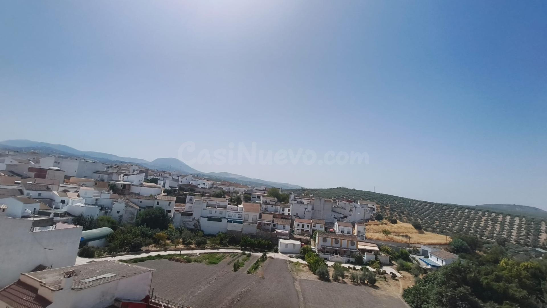 Terreno Urbano en Cabra: ¡Tu Oportunidad de Inversión por solo €53,000!