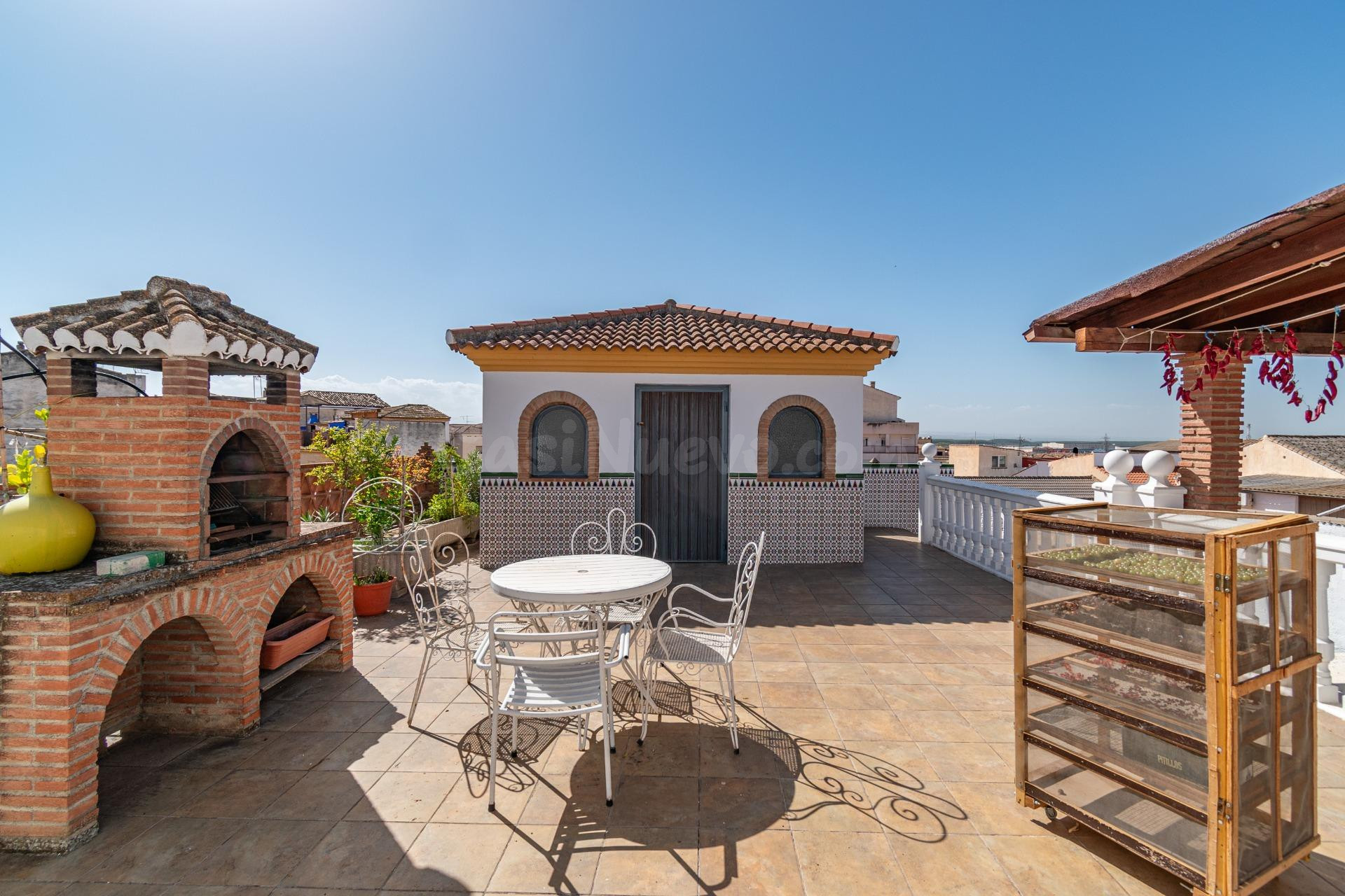 CASA EN ATARFE CON PISCINA