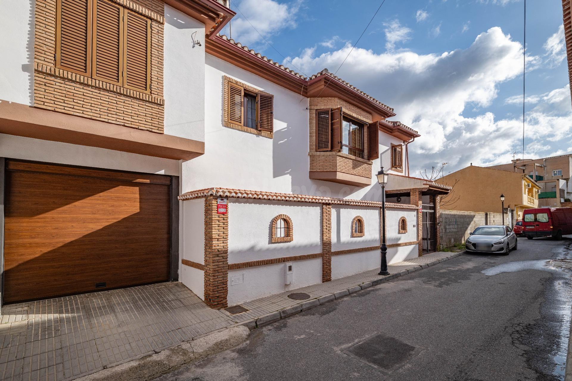 CASA EN LAS GABIAS