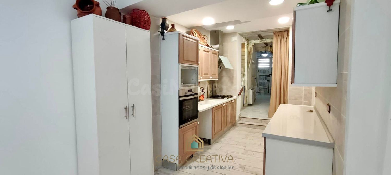 CASA INDEPENDIENTE EN VENTA EN PILES – TOTALMENTE REFORMADA – 149.000 €