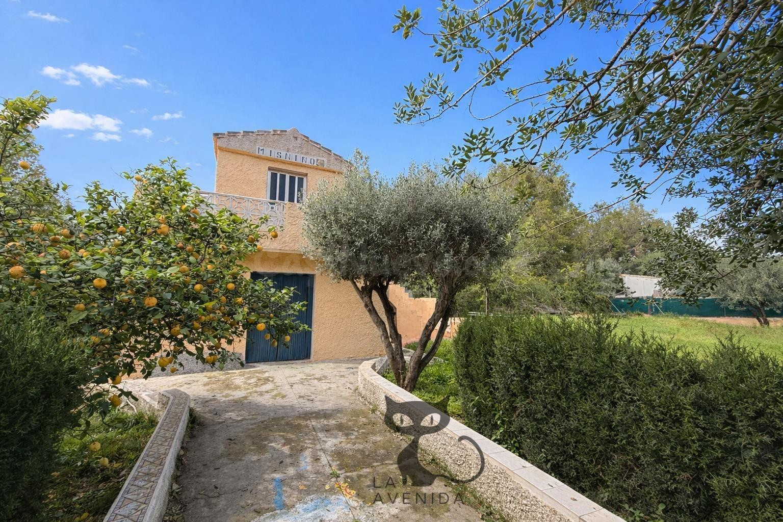 TU ESCAPADA EN TURÍS: PISCINA, TERRAZA, JARDÍN Y VISTAS DESPEJADAS