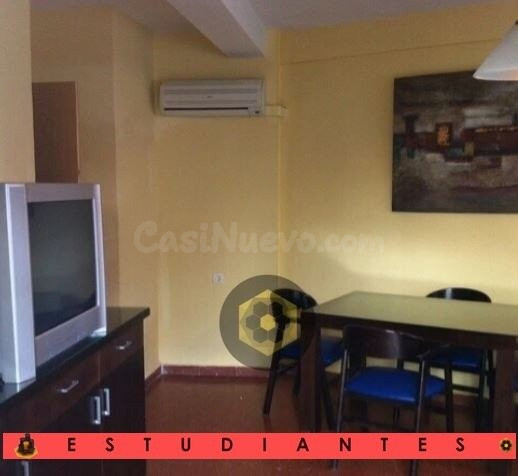 EST/ Piso de CUATRO dormitorios en zona Alhamar-Fígares