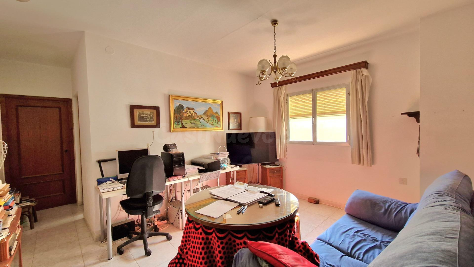 ¡Gran Oportunidad! Espectacular Casa con Patio y Cochera en  - foto 3