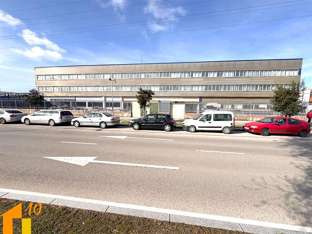 Edificio de Oficinas en Alquiler.