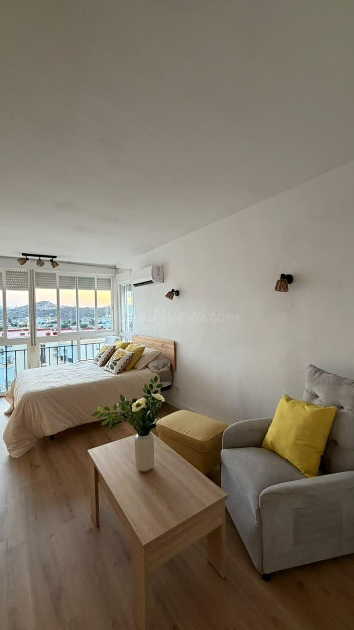 ALQUILER DE SEPTIEMBRE A MAYO DE ESTUDIO EN LOS BRISAS EN LA CALA DEL MORAL
