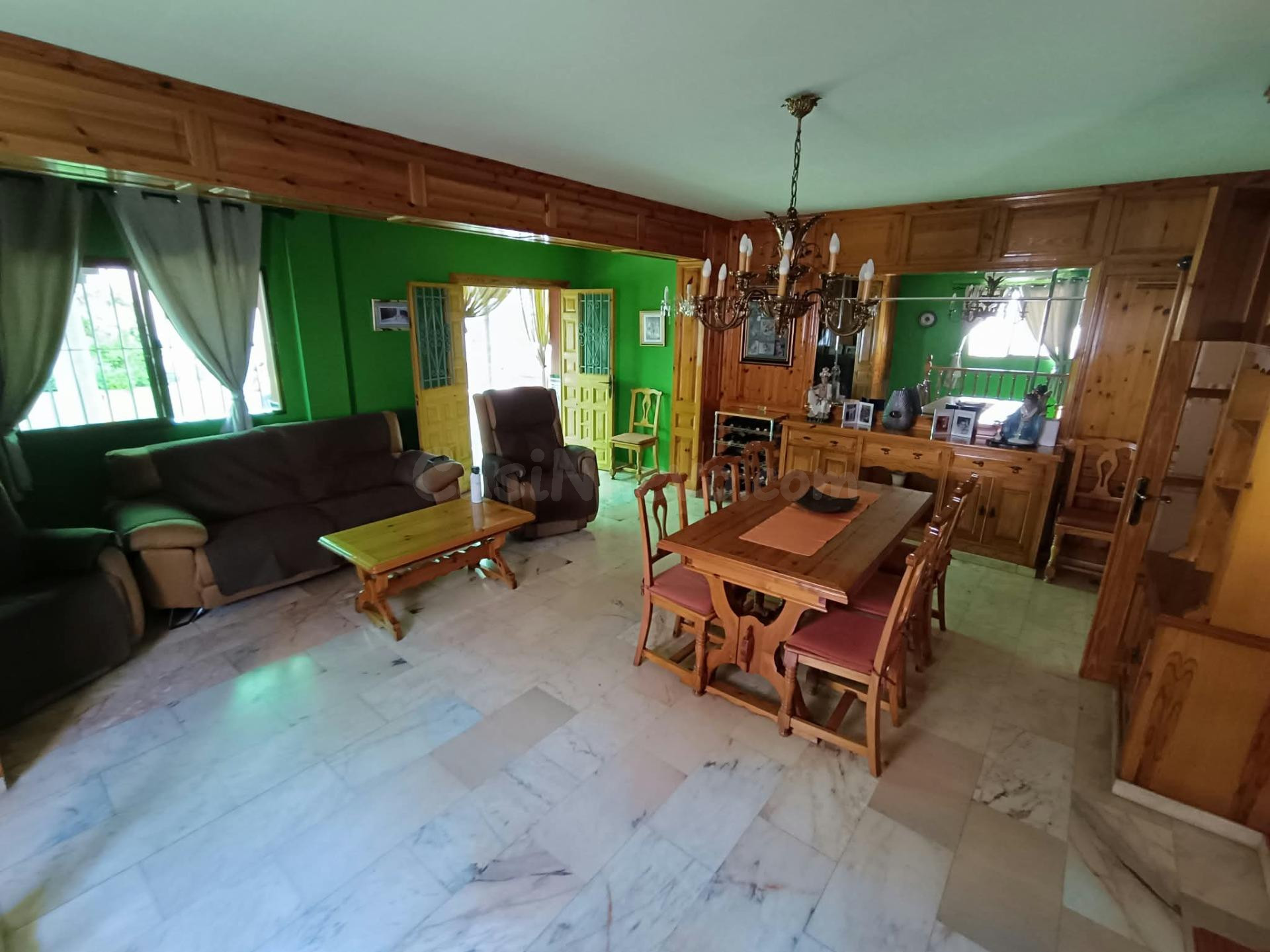 ESPECTACULAR CHALET CON JARDÍN, ÁRBOLES FRUTALES Y BARBACOA EN CORTIJILLO BAZÁN (MÁLAGA)