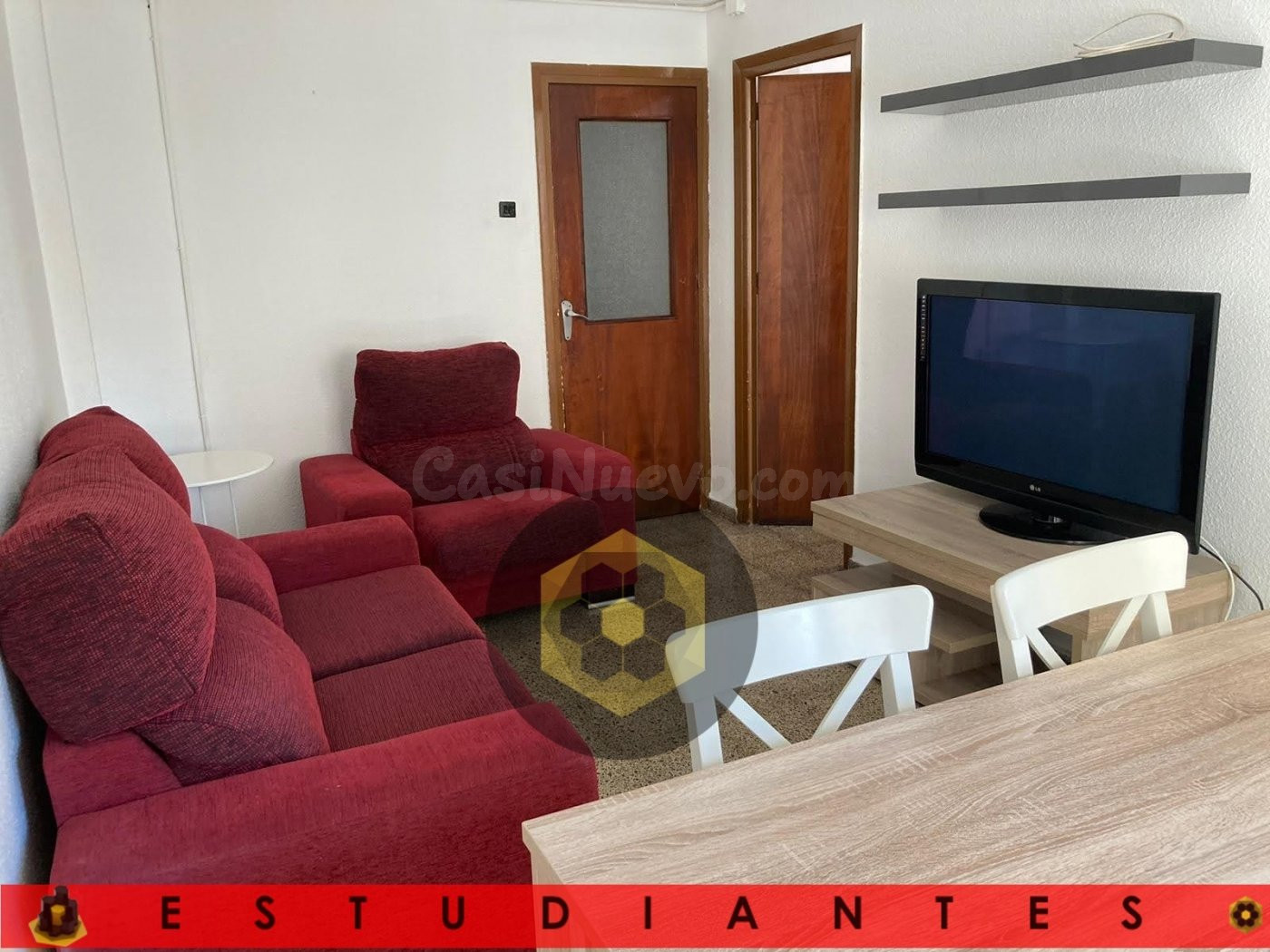 EST/ Piso amueblado para ESTUDIANTES con CUATRO dormitorios en San Ildefonso