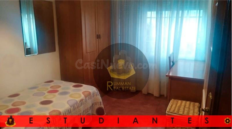 EST/ Piso amueblado para ESTUDIANTES con CUATRO dormitorios en Plaza de Toros
