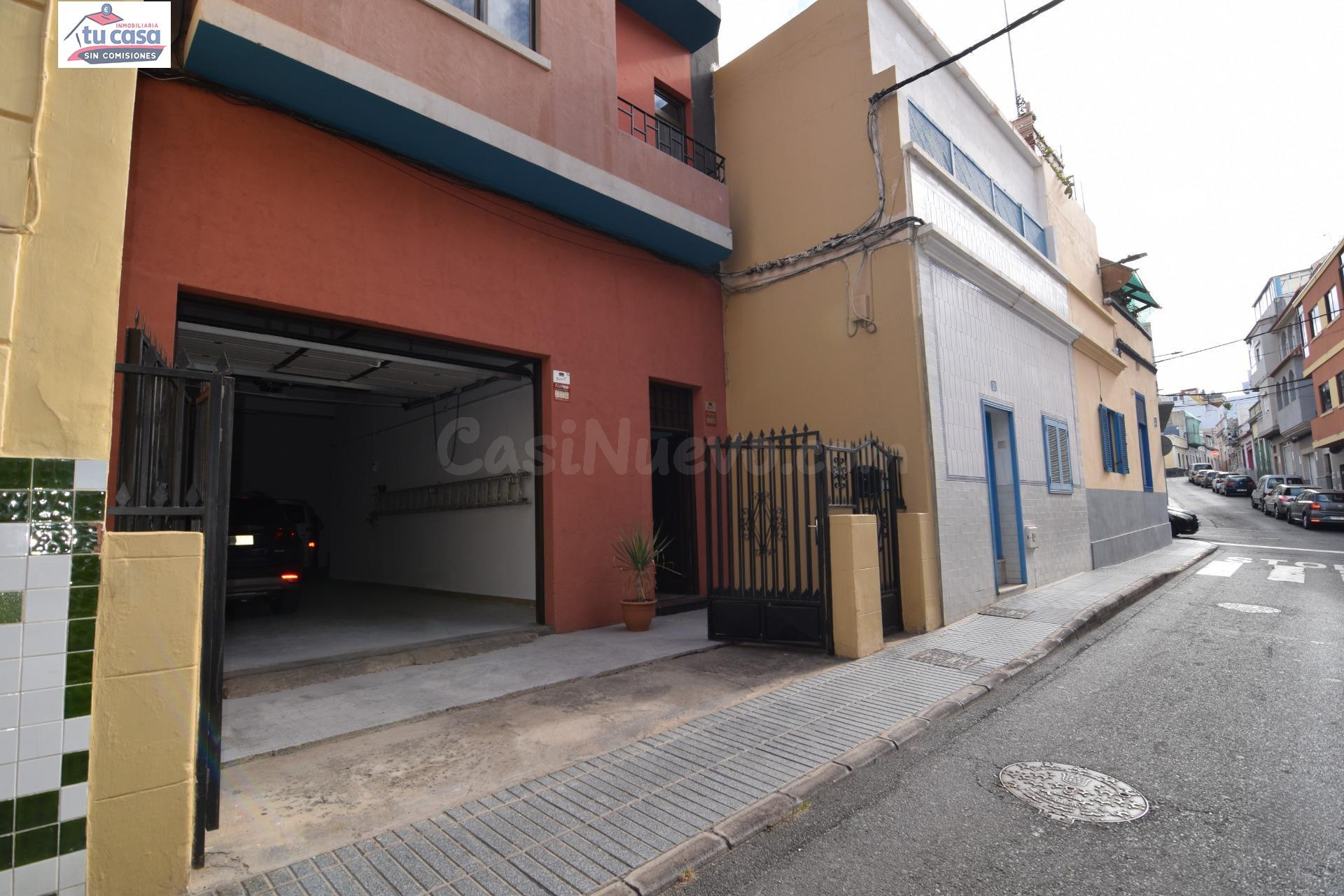 Edificio 9 habitaciones 400m² en venta - La Isleta