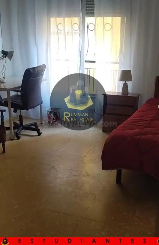 EST / Piso de TRES Dormitorios en Centro