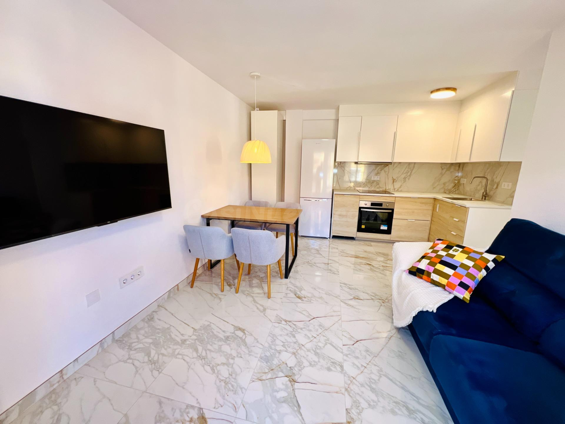 BUNGALOW PLANTA ALTA 3 DORMITORIOS - TOTALMENTE REFORMADO - LA VELETA