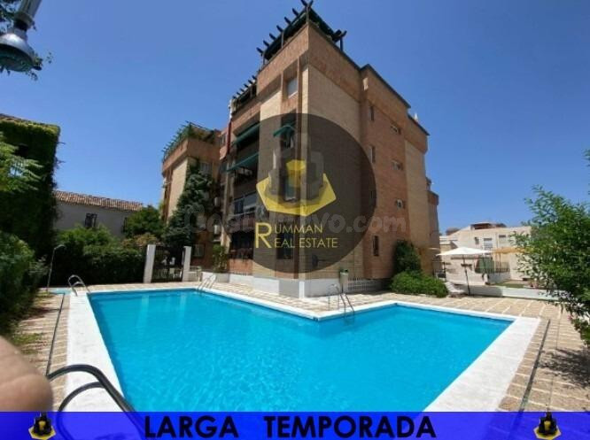 LT / Piso de CUATRO Dormitorios en el Realejo