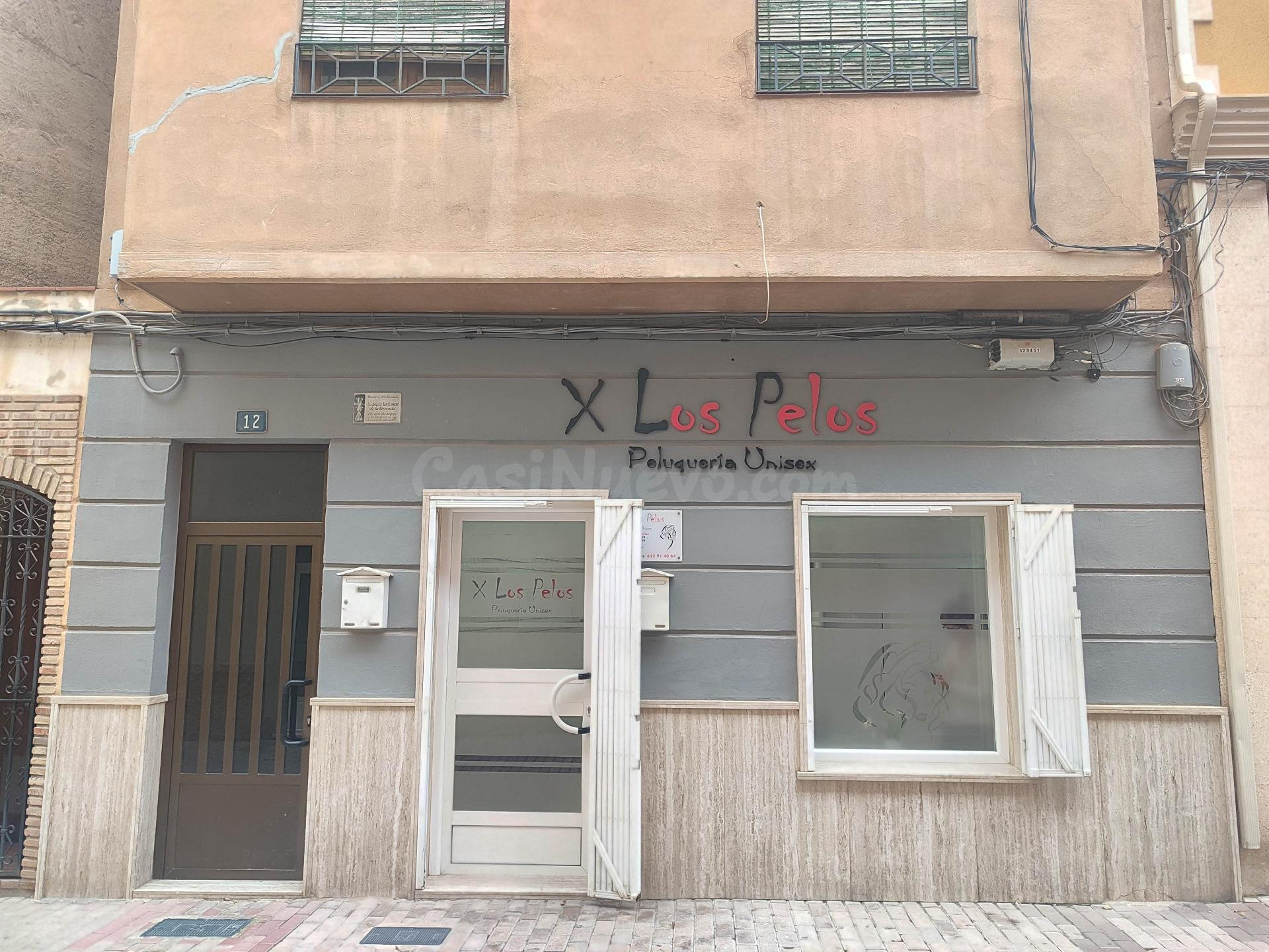 LOCAL COMERCIAL CENTRICO ACONDICIONADO COMO SALON DE PELUQUERIA