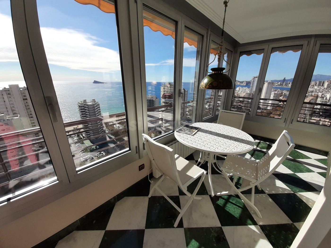Rebajado - Piso de Lujo en Playa Levante, Torre Benidorm www.inmobiliarialesdunes.com