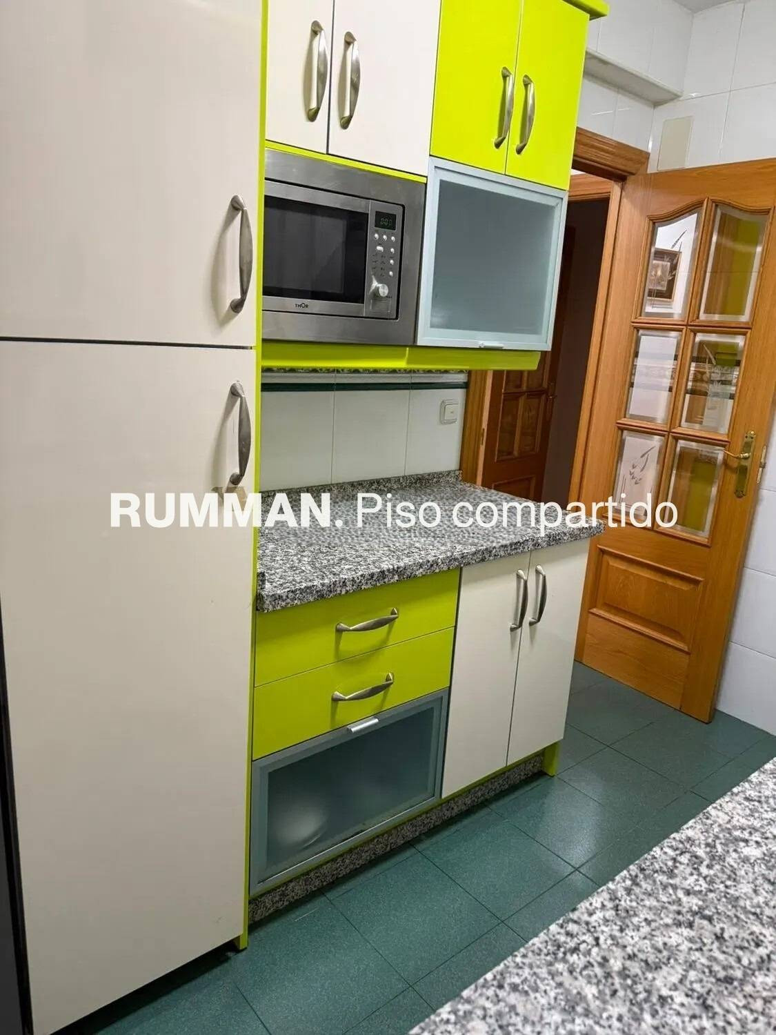 EST / Piso de CINCO dormitorios, zona Avenida de Constitucion
