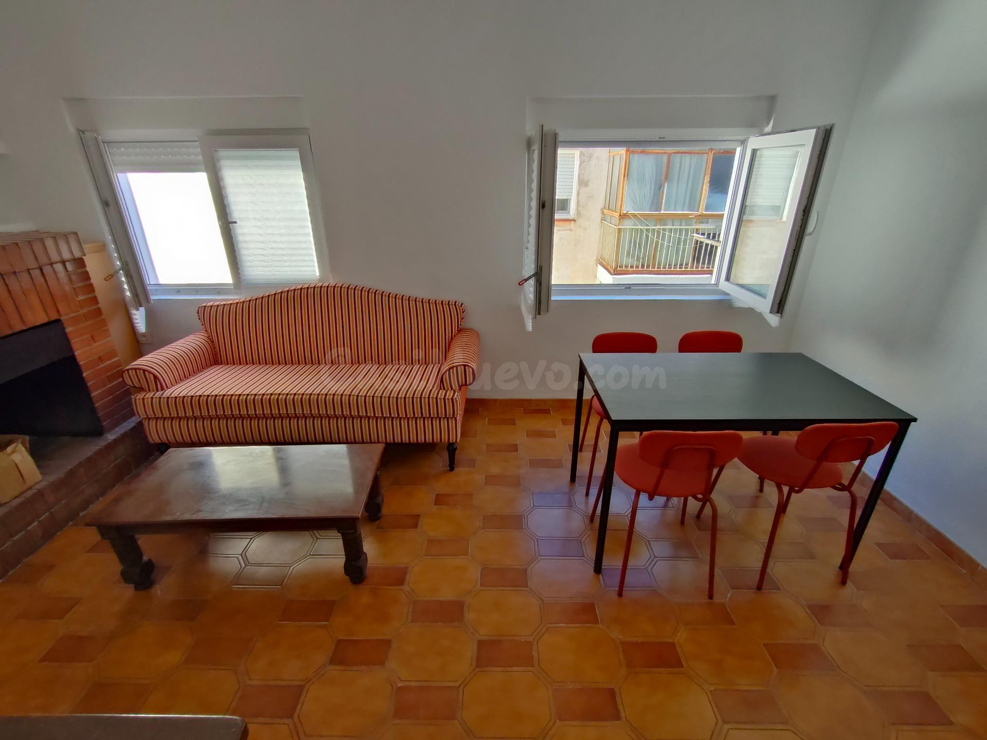 VIVIENDA EN ALQUILER POR habitaciones