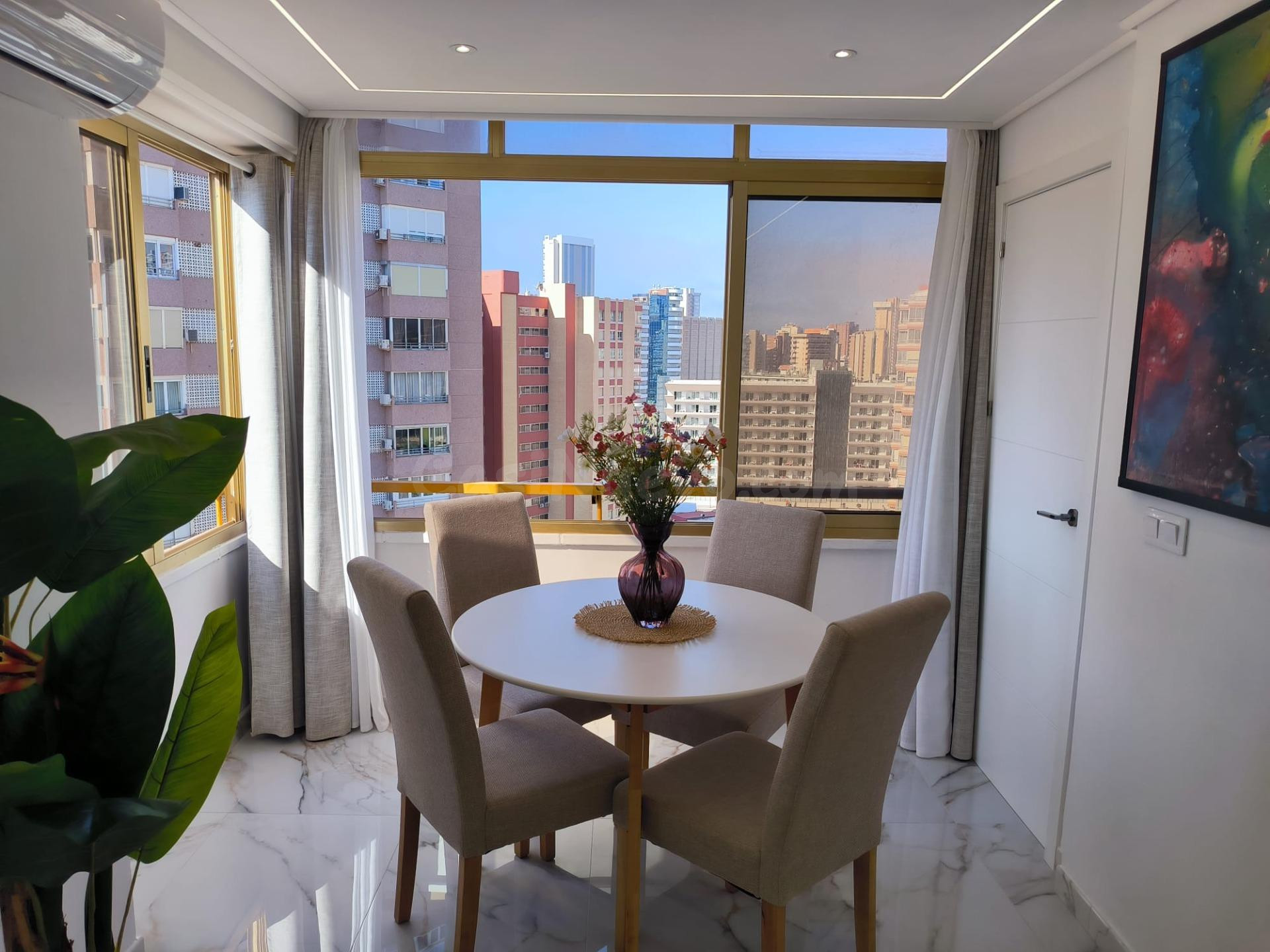 Estupendo apartamento totalmente reformado de 2 dorm. en la zona Rincón LLano - www.inmobiliarialesdunes.com