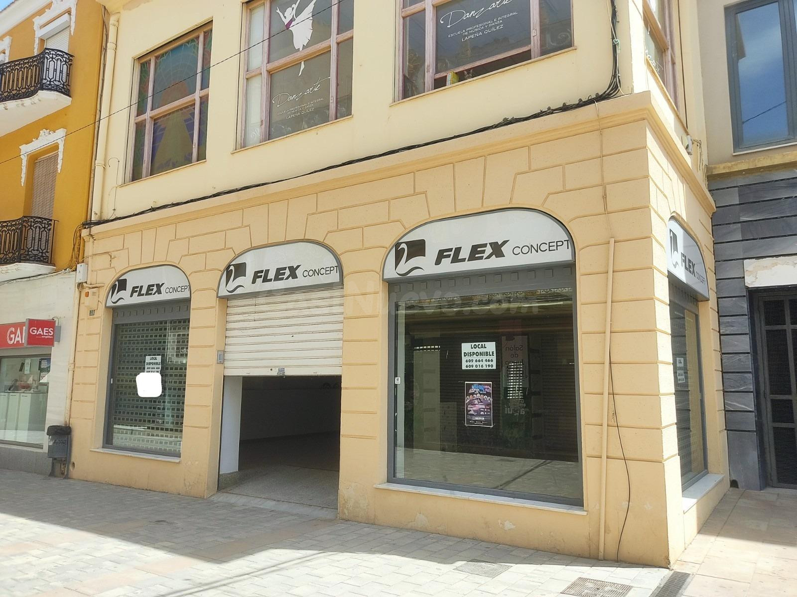 EXCELENTE LOCAL COMERCIAL CON MAS DE 600 M2 EN DOS ALTURAS