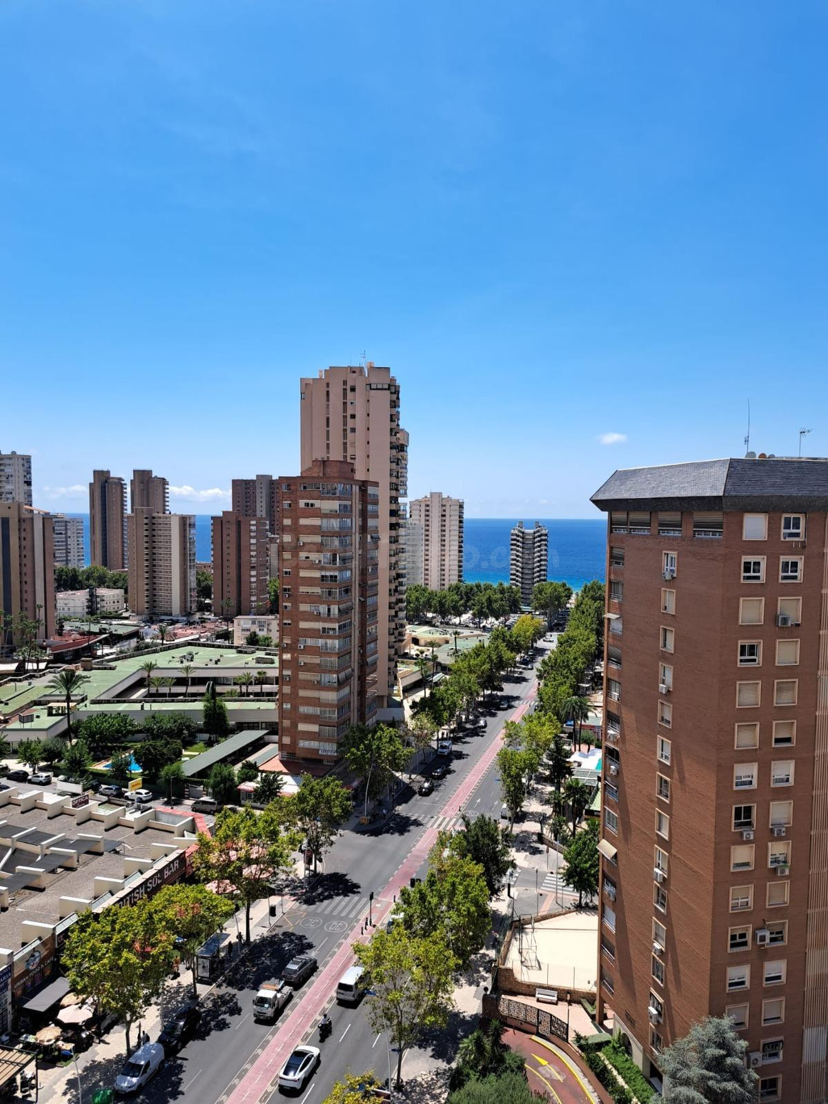 Piso de 4 dormitorios en Avenida de Europa