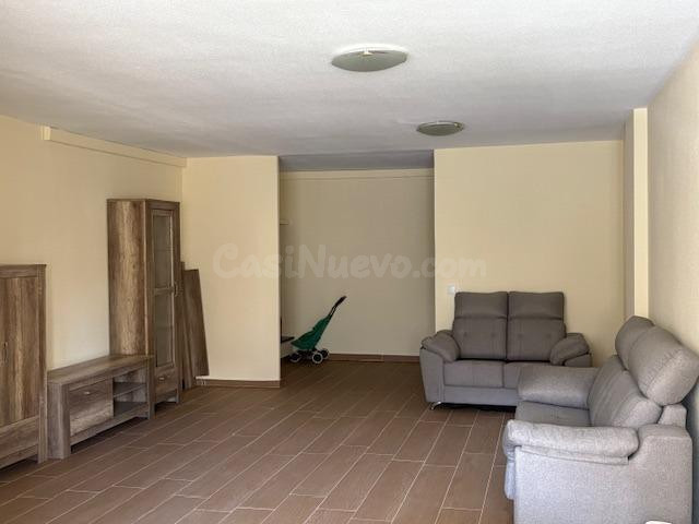 Piso amplio y reformado de tres dormitorios en alquiler en e - foto 5