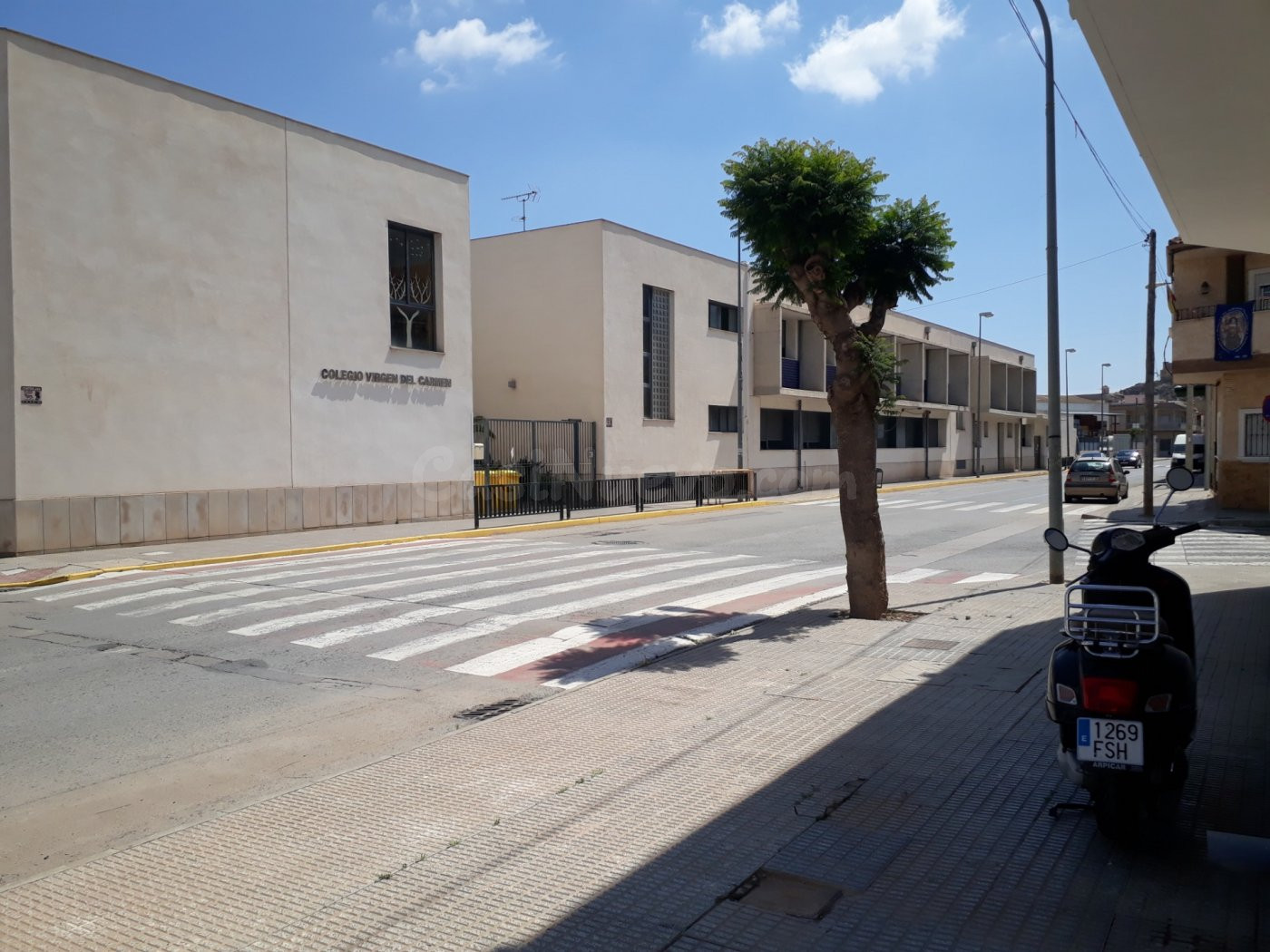 PARCELA URBANA EN COX FRENTE COLEGIO PUBLICO