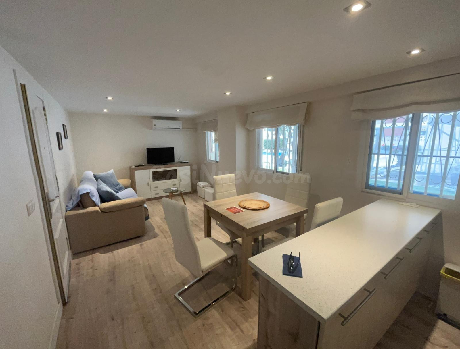 Apartamento en planta baja, reformado, zona levante - plaza triangular www.inmobiliarialesdunes.com