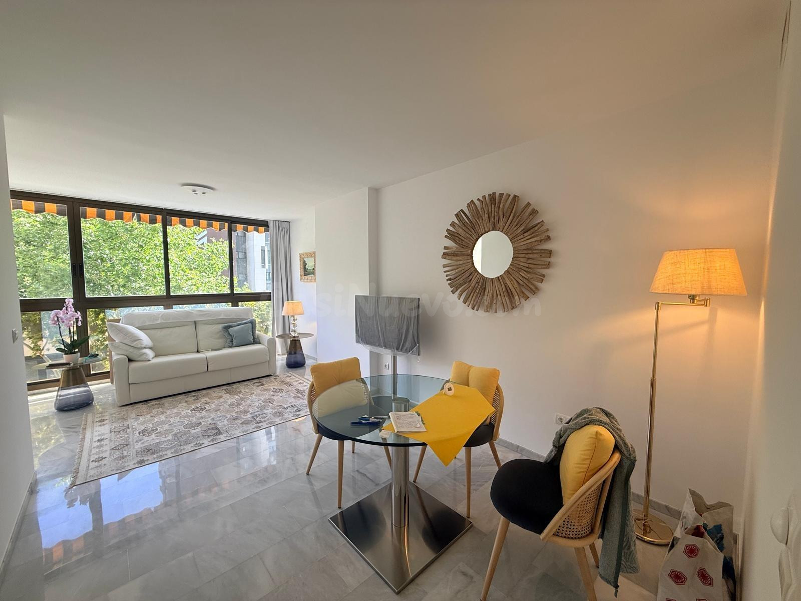 Apartamento reformado de 1 dorm. en Av. Mediterráneo - www.inmobiliarialesdunes.com