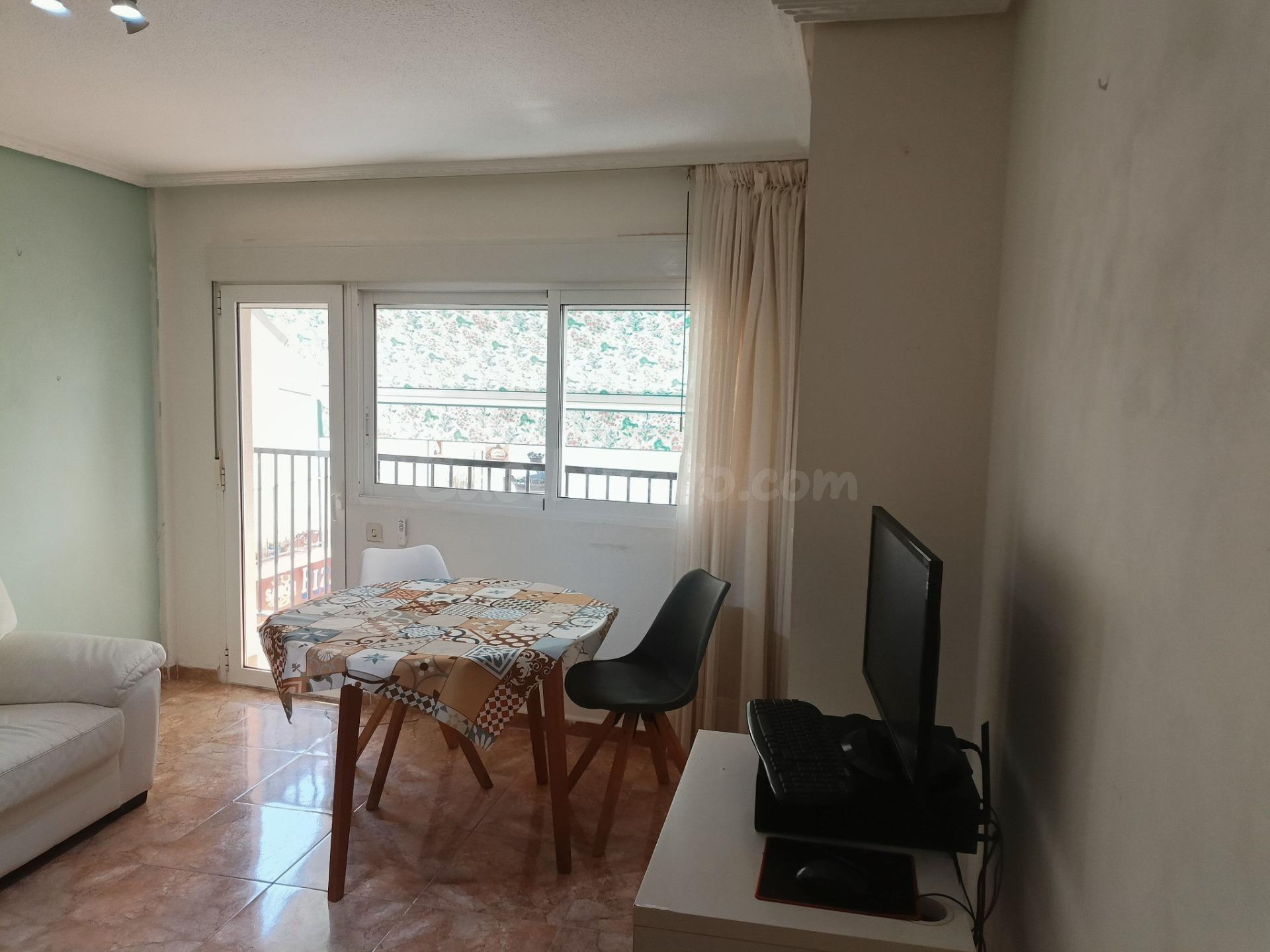 Apartamento de 3 dormitorios en el mismo centro de Benidorm www.inmobiliarialesdunes.com