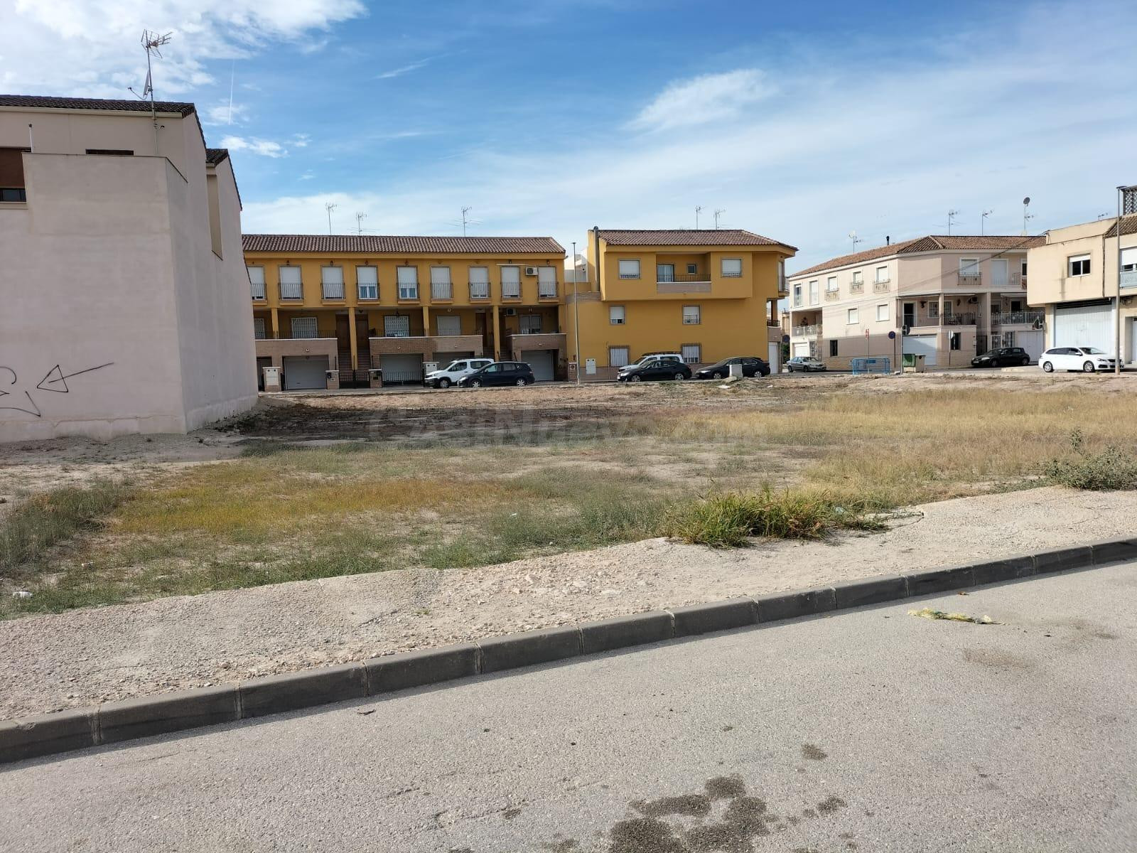 TERRENO URBANO EN COX