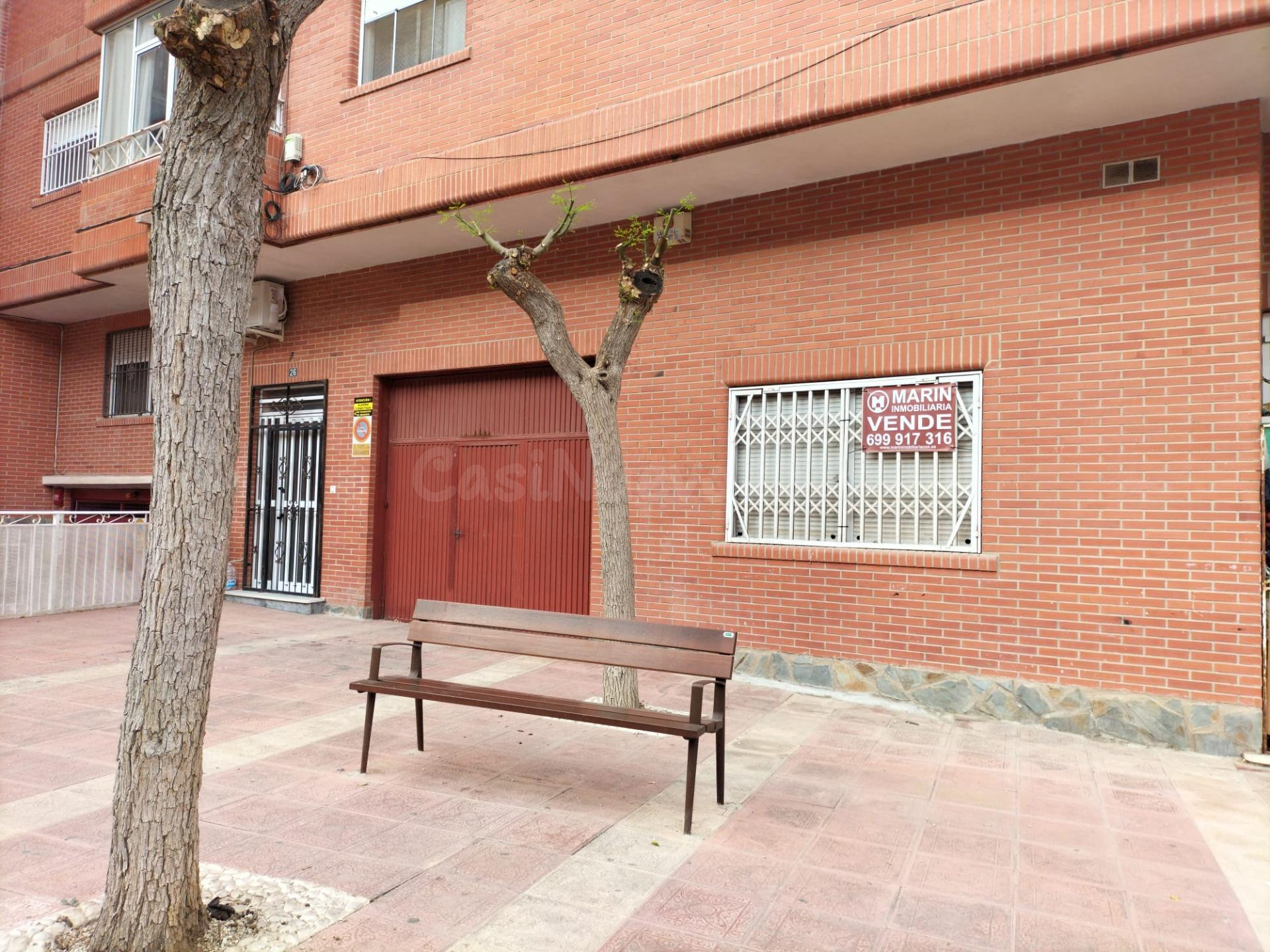 LOCAL COMERCIAL