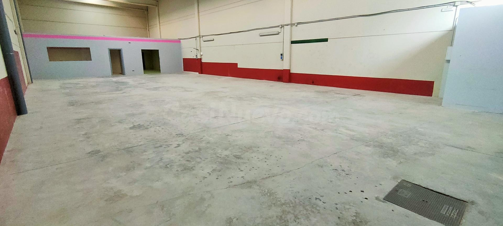 NAVE INDUSTRIAL EN VENTA EN CALLE ARTES GRÁFICAS - POLÍGONO  - foto 2