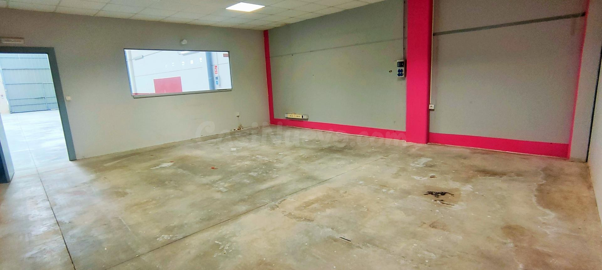 NAVE INDUSTRIAL EN VENTA EN CALLE ARTES GRÁFICAS - POLÍGONO  - foto 4