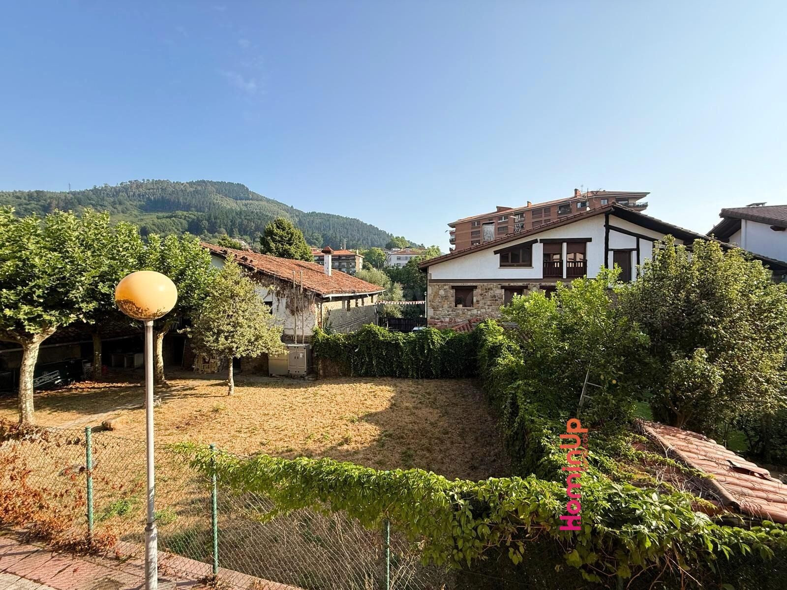 Se Vende Chalet Adosado con Txoko en Zona Llodio - Areta
