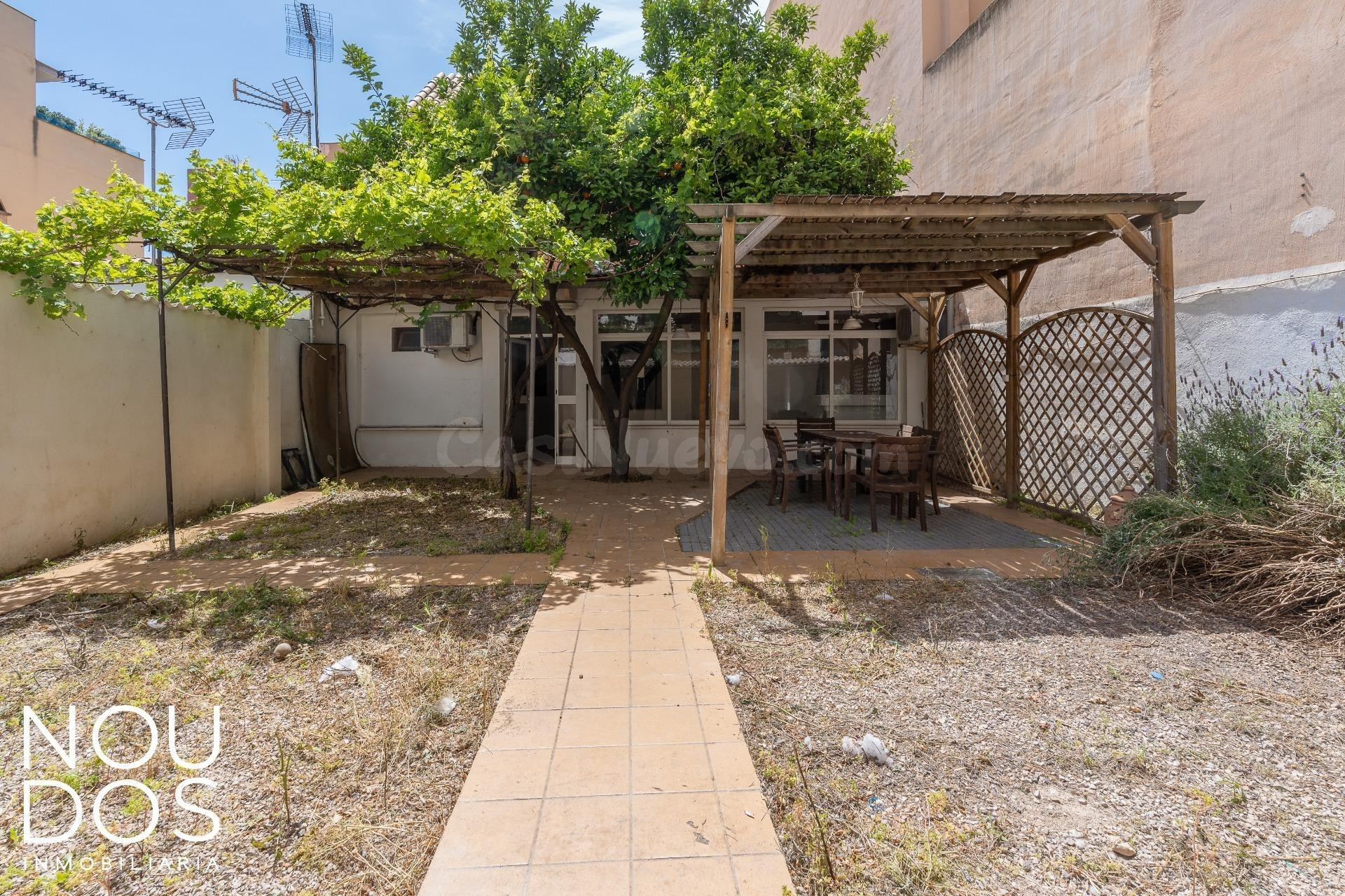 Planta baja en Portixol-Molinar con 130m2 de Jardín Privado