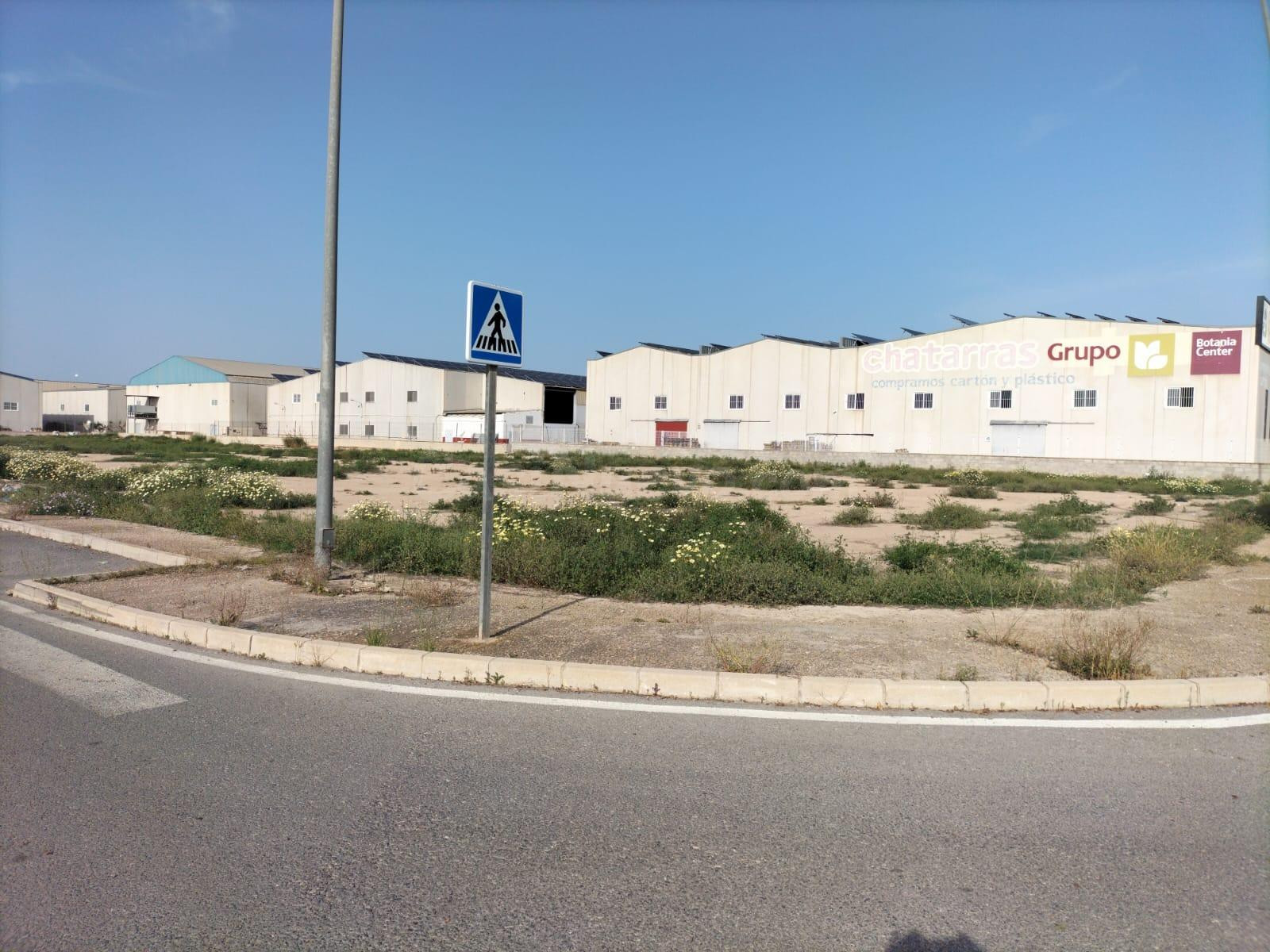 PARCELA INDUSTRIAL EN POLIGONO LAS MAROMAS